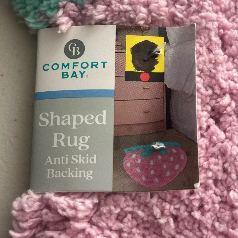 Comfort Bay Pink Strawberry Rug